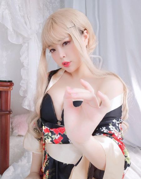 六年女学生裸体洗澡视频_1080全集免费播放