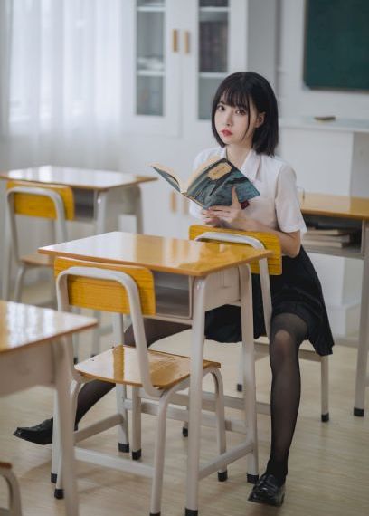 欧美无内丝袜大尺度福利写真_高清电影全集观看